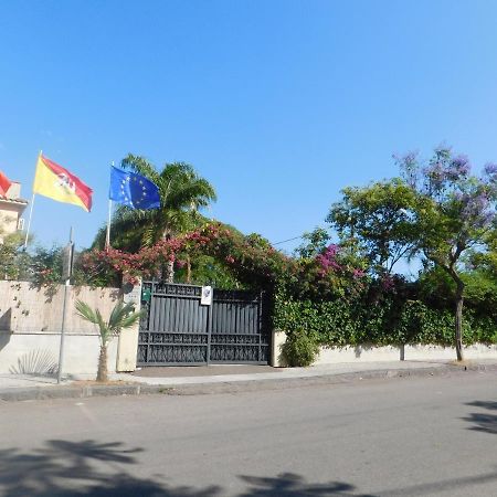 Villa Delle Vacanze 菲乌梅弗雷多·迪·希西尔 外观 照片