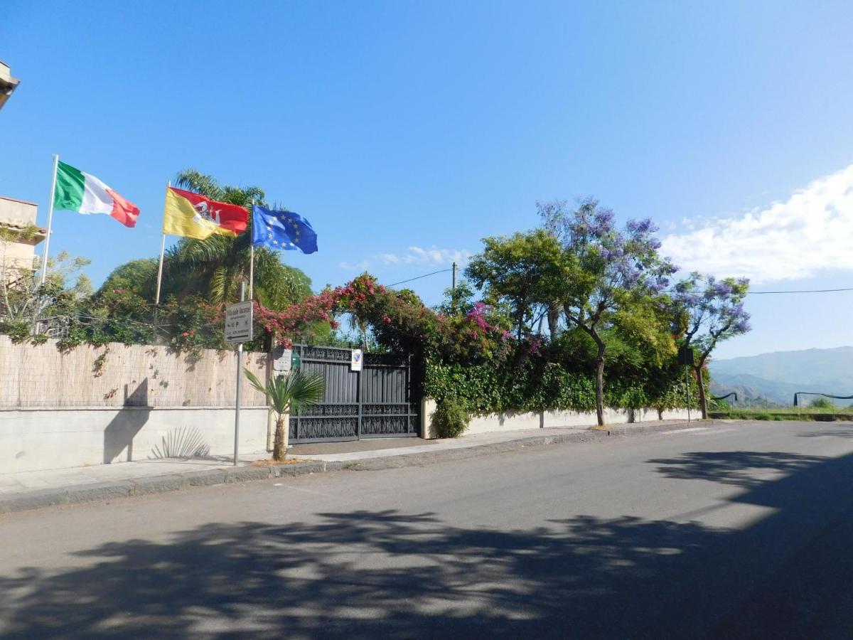 Villa Delle Vacanze 菲乌梅弗雷多·迪·希西尔 外观 照片