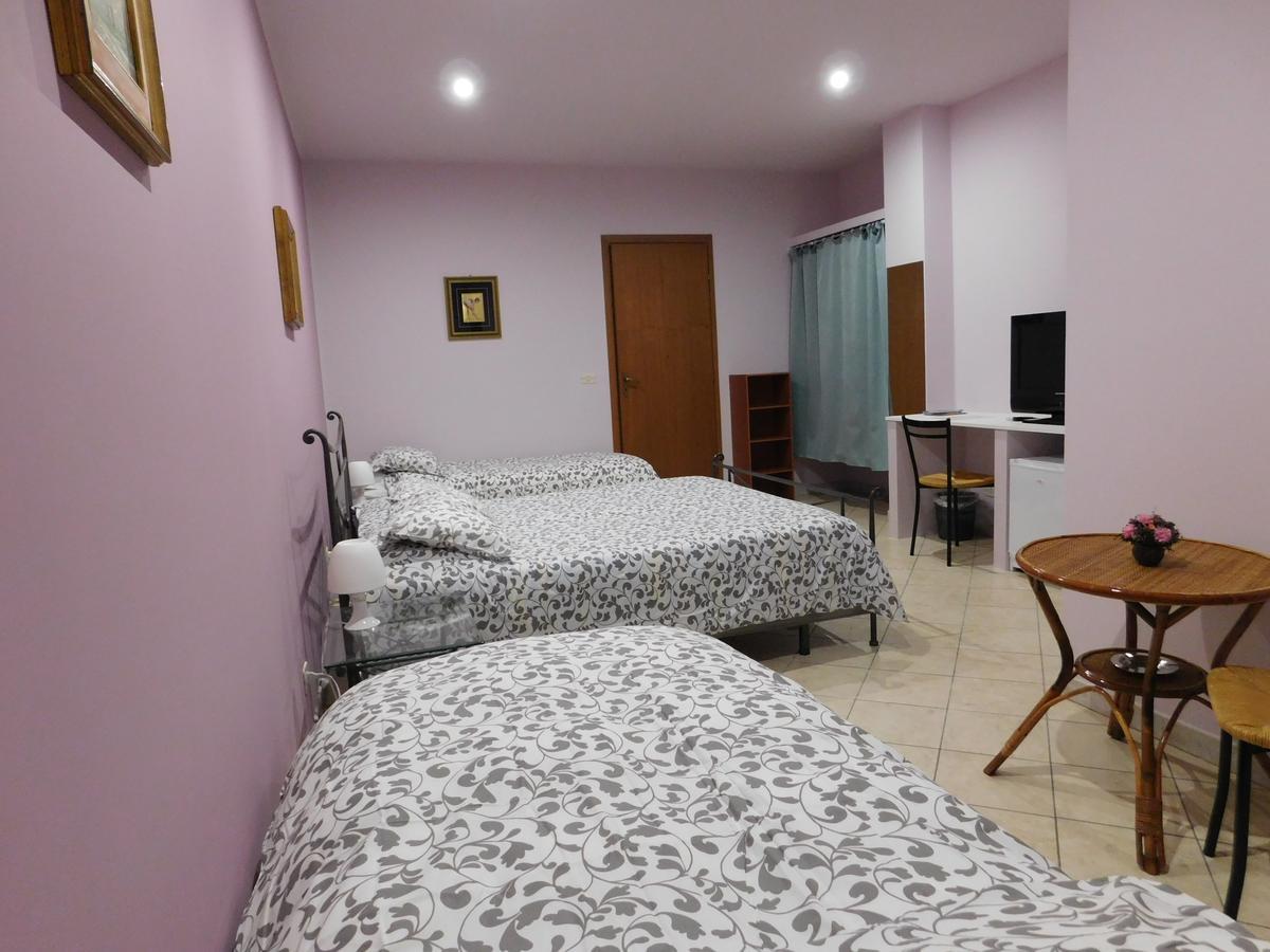 Villa Delle Vacanze 菲乌梅弗雷多·迪·希西尔 外观 照片
