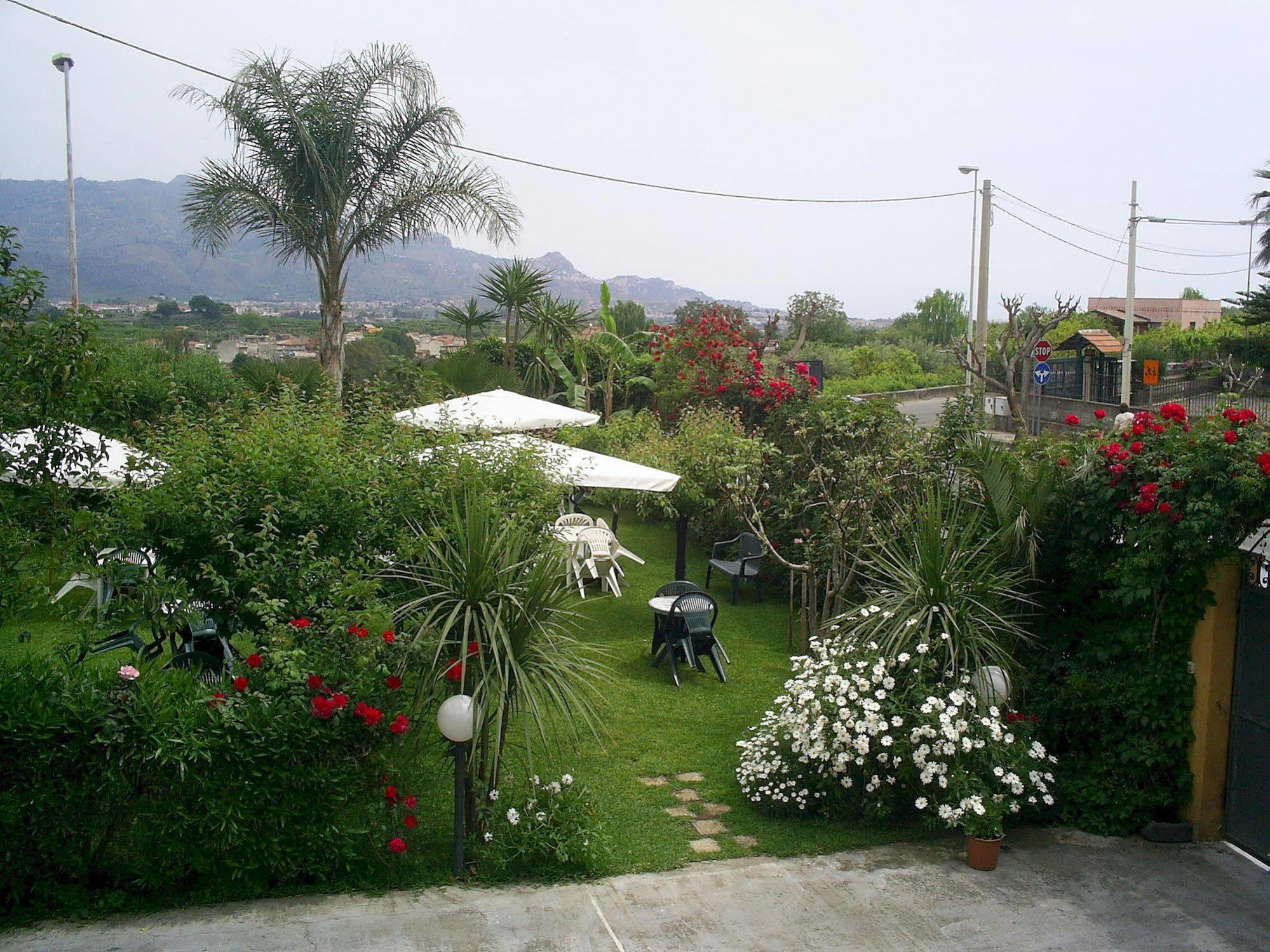 Villa Delle Vacanze 菲乌梅弗雷多·迪·希西尔 外观 照片